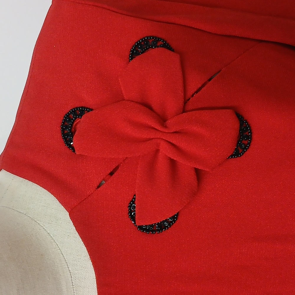 Vintage Nina Raynor Red Dress with Black Sequin and Bead Detail / Size 10 - Picture 5 of 10